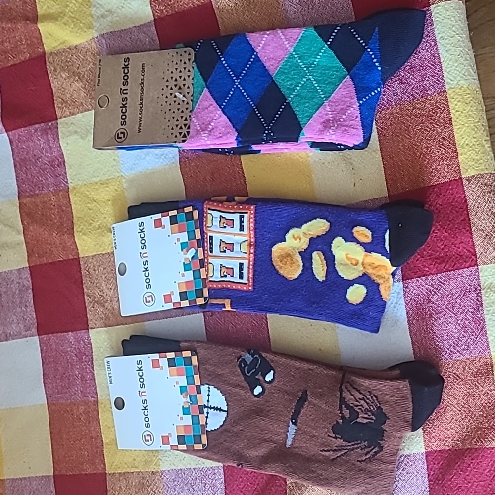 Nwt set of 3 pairs men's crew socks